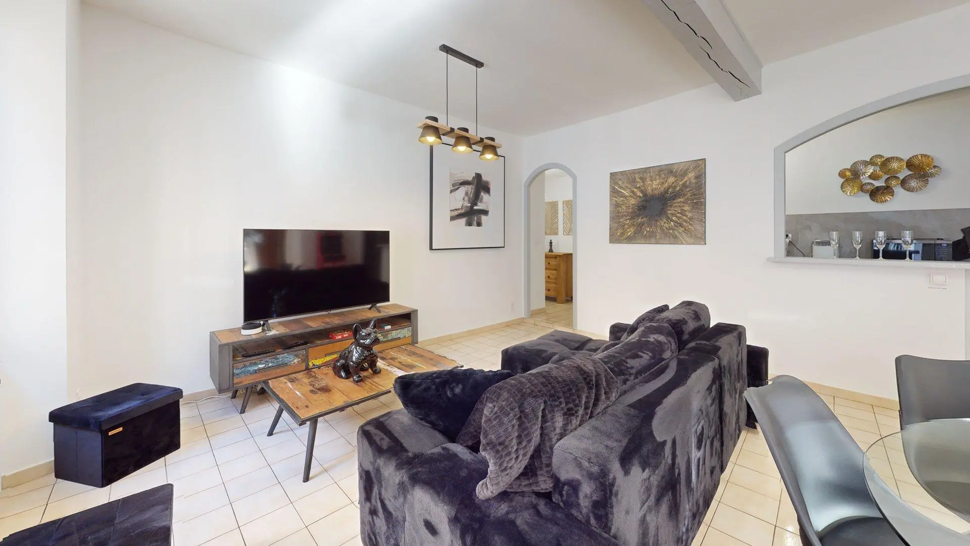 Lecrin-Des-Halles-Living-Room 1